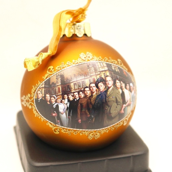 2013 Kurt Adler Downtown Abby Glass Globe Christmas Ornament Gold - Picture 1 of 13